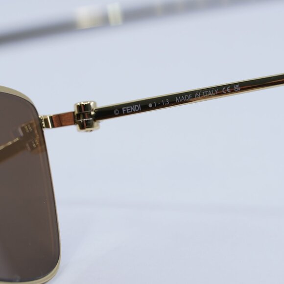 Fendi FE40110U 30L Sunglasses Gold Square Frame, Gold Lenses main image 6